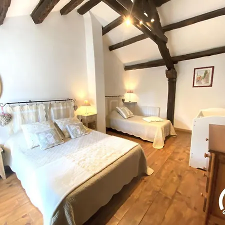 Dame Nature Nyaraló *